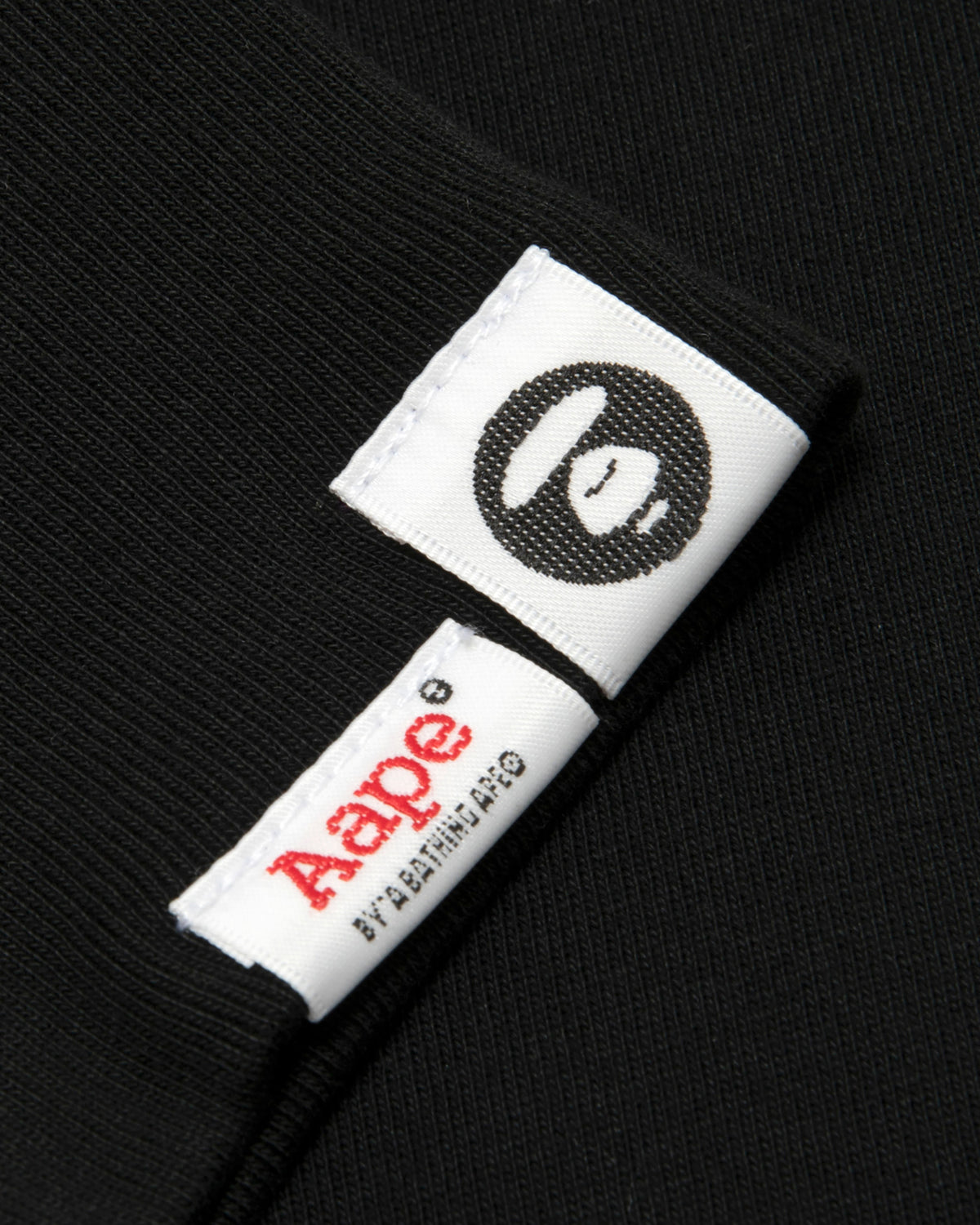 AAPLTM10026XRBKT-pdp-5.jpg