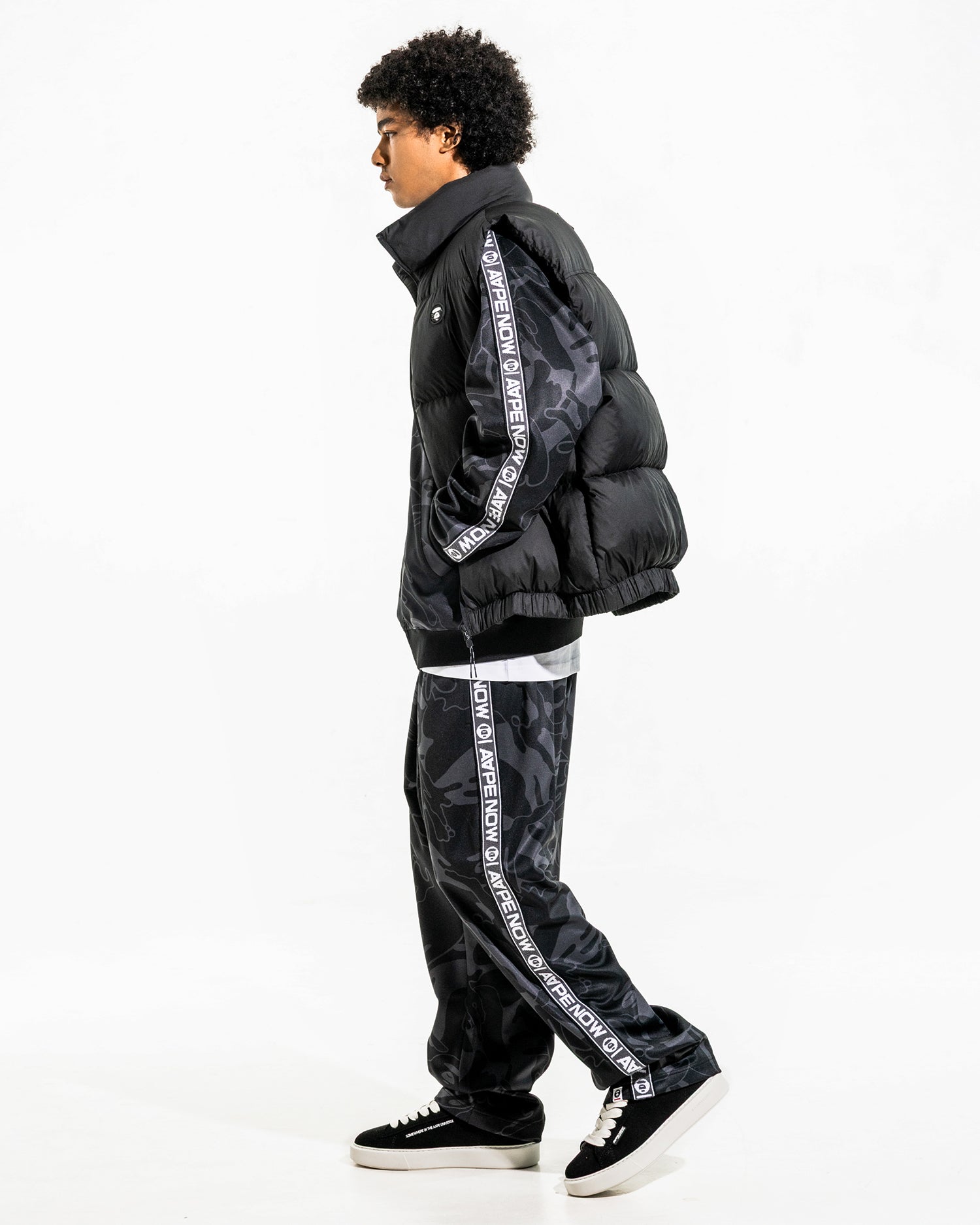 AAPE AAPENOW moonface camo sweat pants | Aape official website