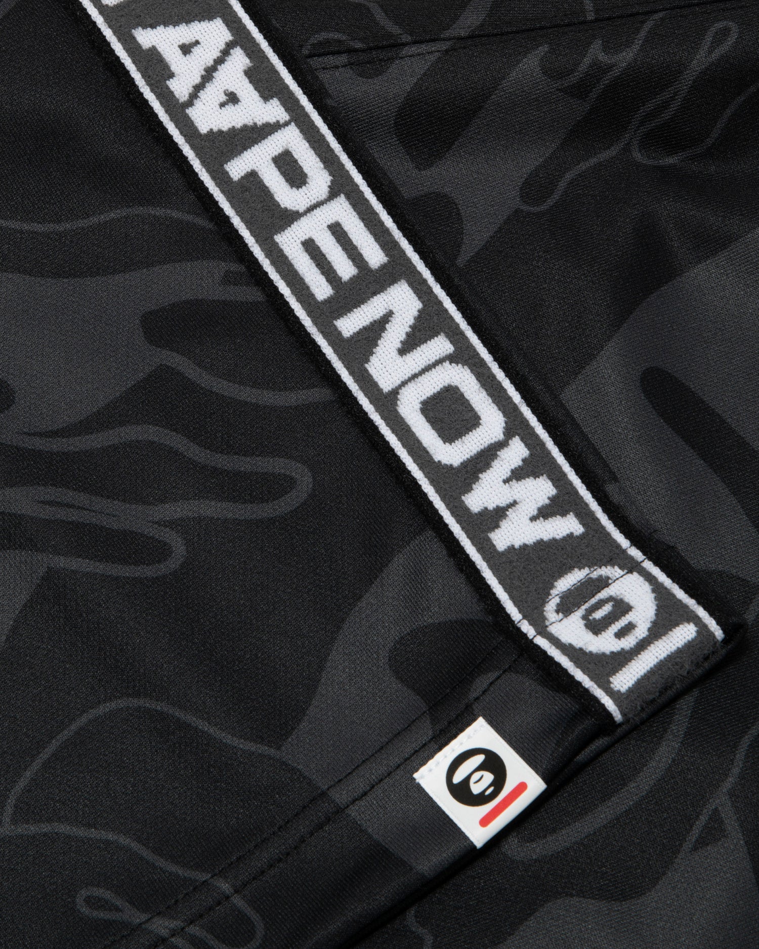 AAPE AAPENOW moonface camo sweat pants | Aape official website